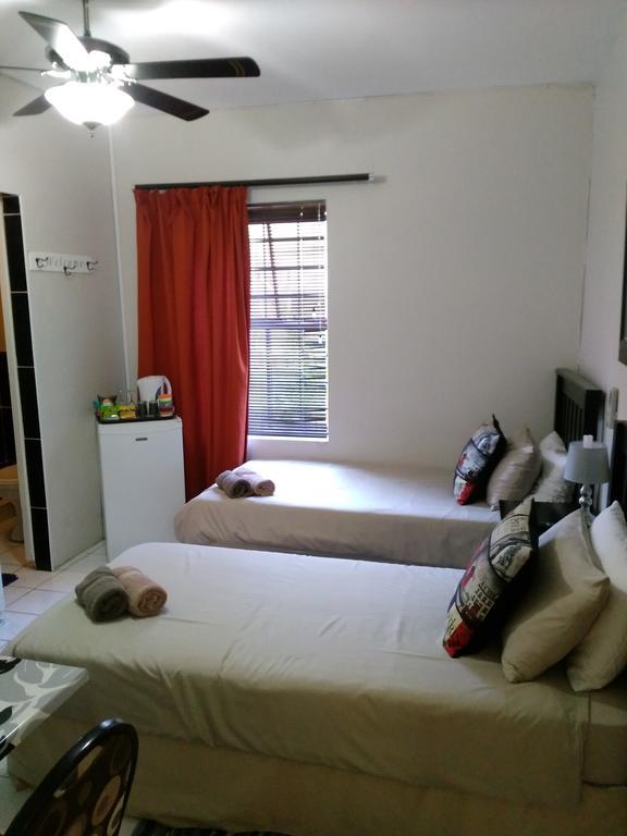 Guest house Shekinah Cape Town