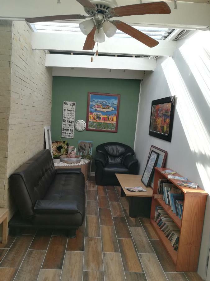 Guest house Shekinah Cape Town